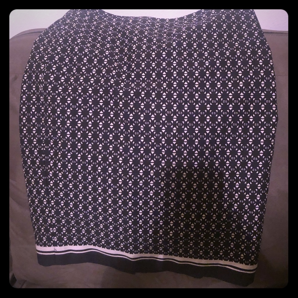 Classy pencil skirt